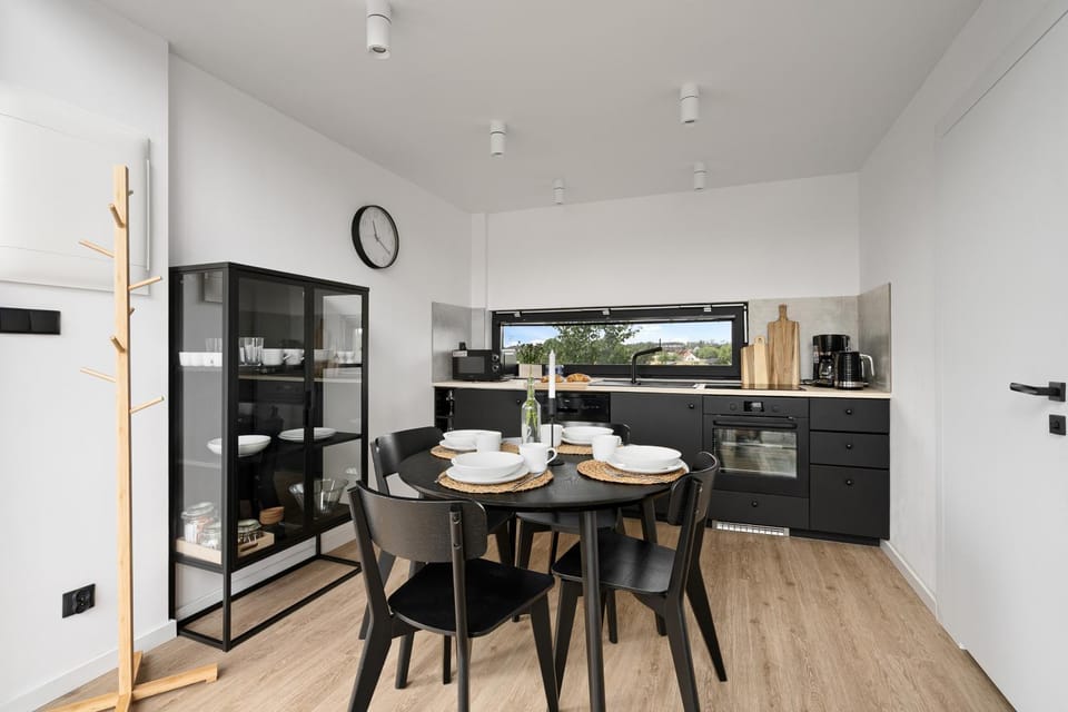 Kitchen or kitchenette, kitchen, kitchen