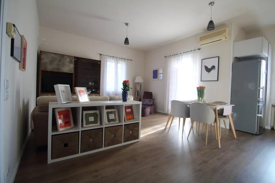 Dining area, air conditioner