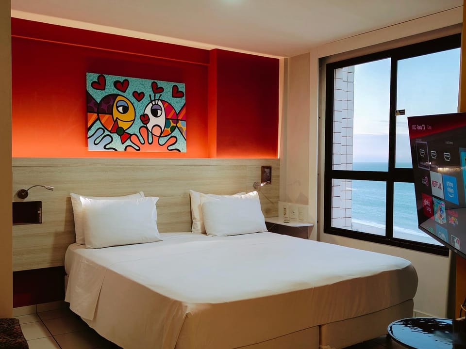 Bed, Photo of the whole room, Decorative detail, Bedroom