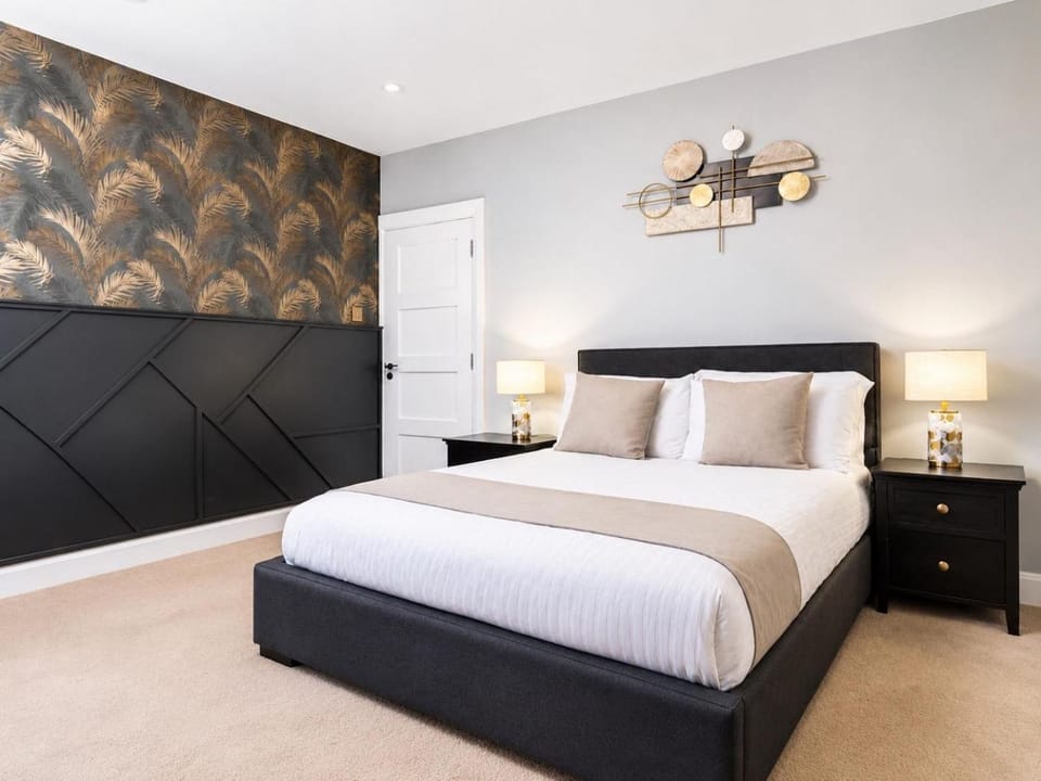 The Hillcrest, Luxury Accommodation in Castleblayney Town House in Northern Ireland