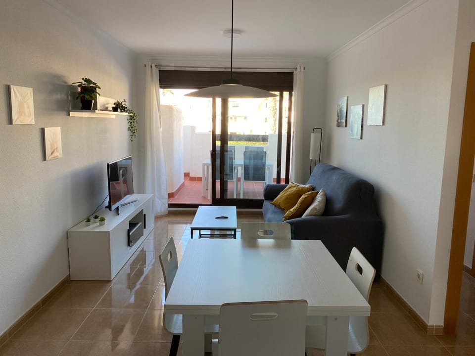 TV and multimedia, Living room, Dining area