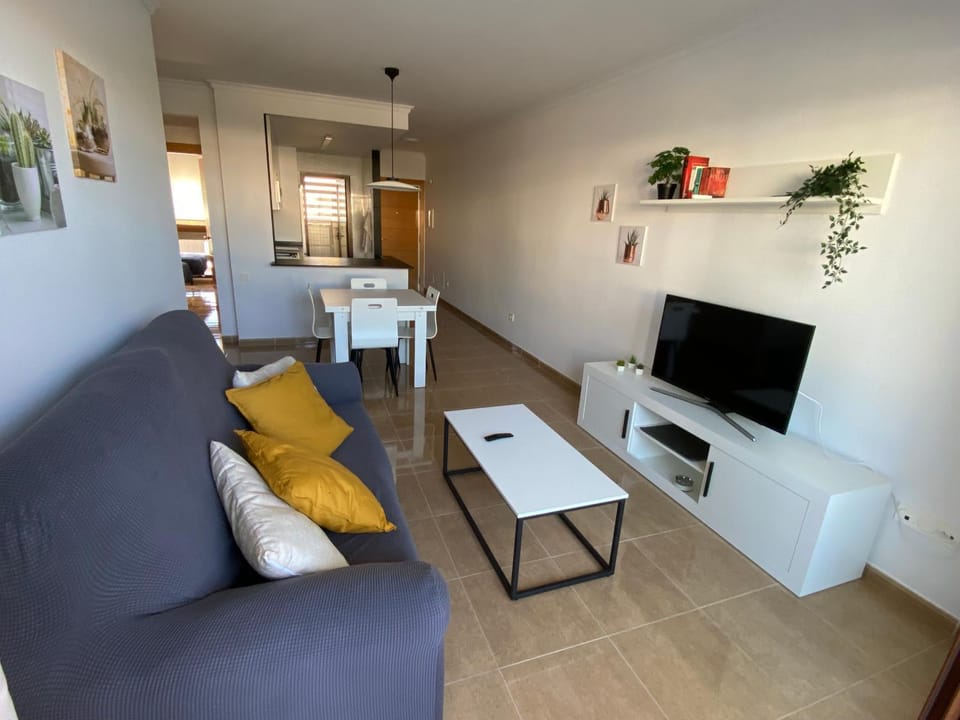 TV and multimedia, Living room, Dining area