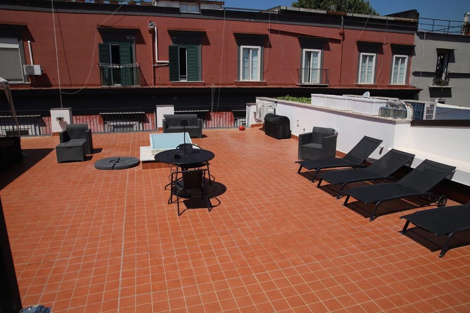 View (from property/room), Balcony/Terrace, sunbed