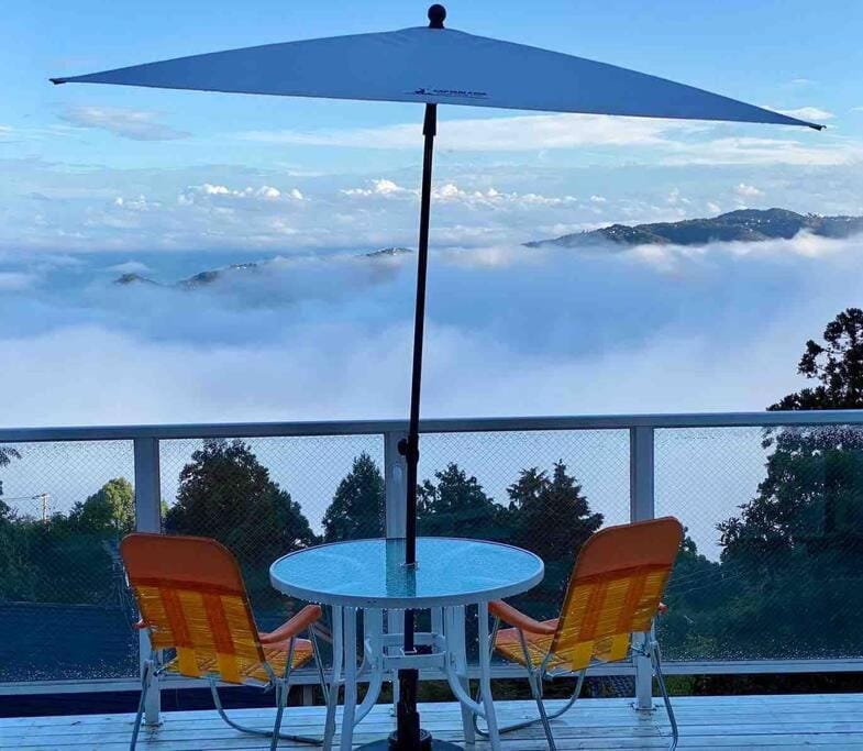 Day, Natural landscape, View (from property/room), Balcony/Terrace, Dining area, Mountain view, Sea view