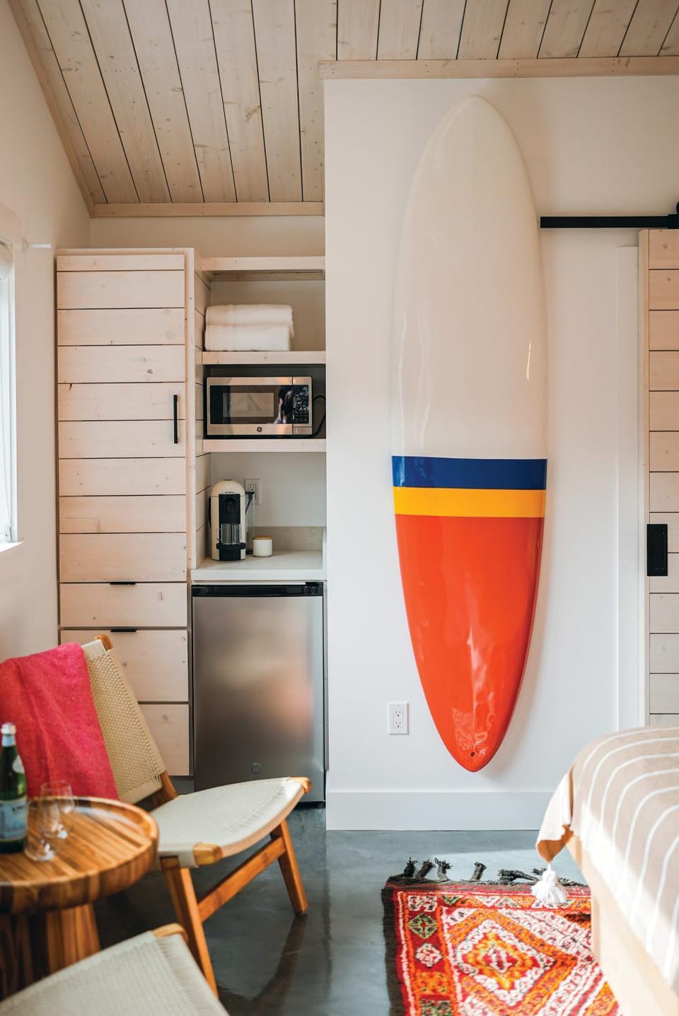 Funboard Room includes King Bed and Mini Kitchenette Inn in Stinson Beach