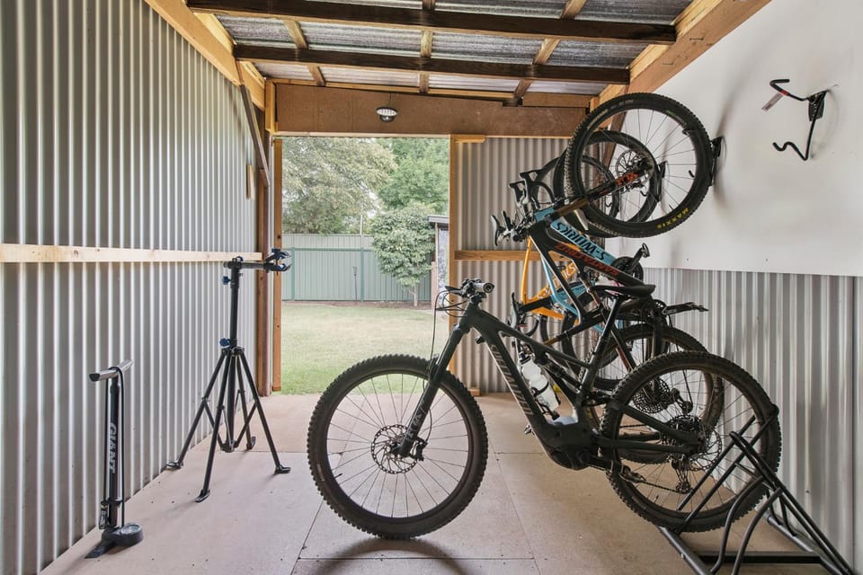 13 Mountbatten House in Porepunkah