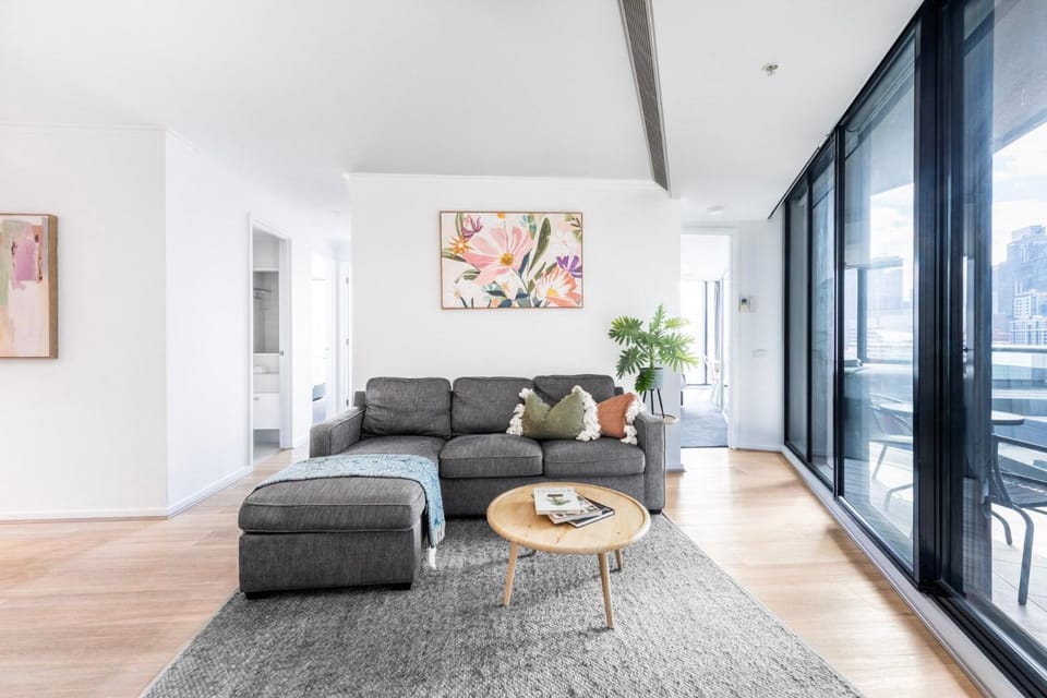 Aurora Residence - Free Parking and Pool Apartment in Southbank