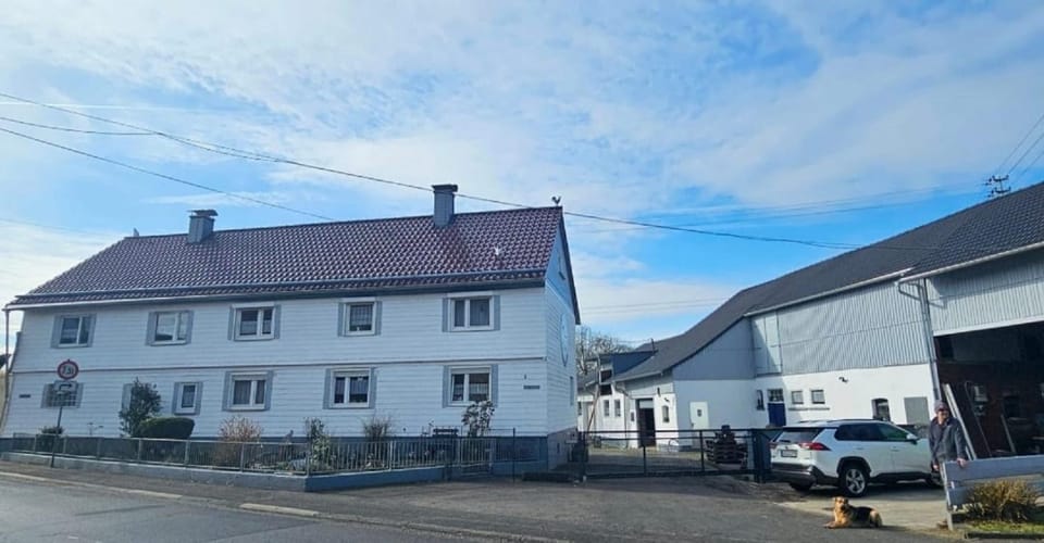 Property building, Street view