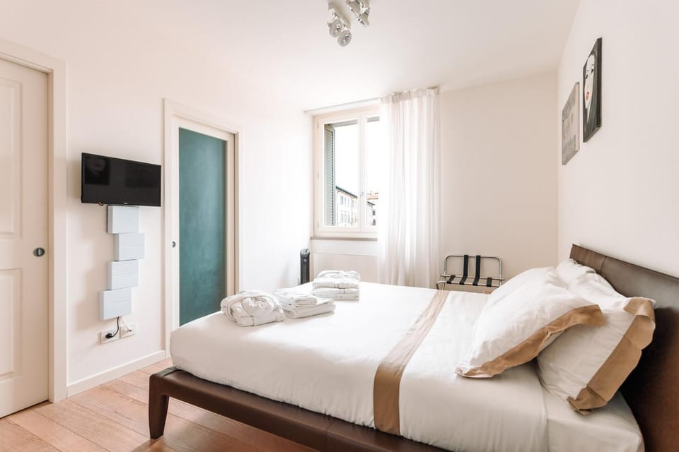 TV and multimedia, Bedroom, towels