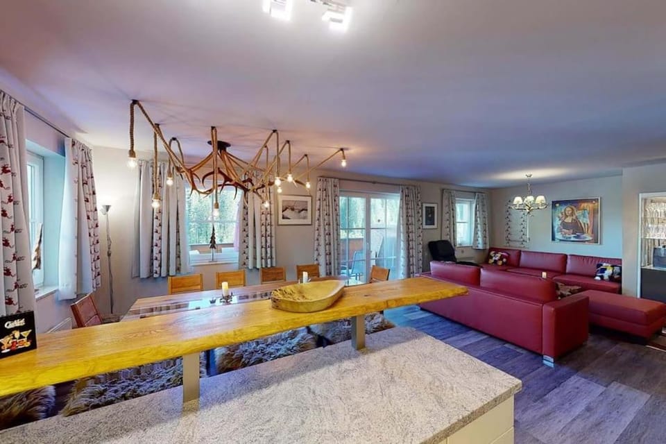 Living room, Seating area, Dining area