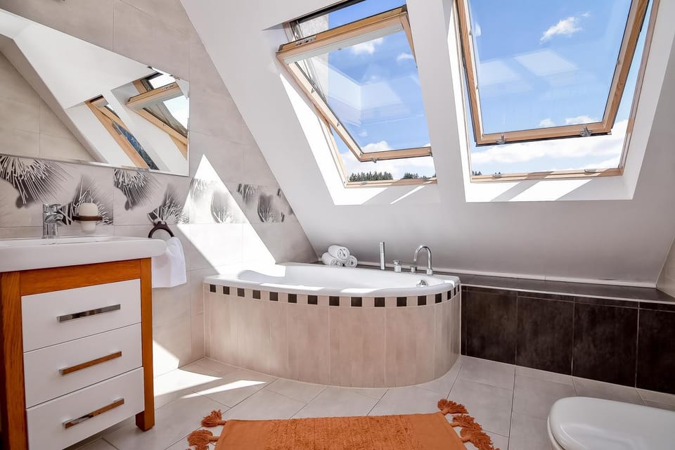 Toilet, Bathroom, Bath
