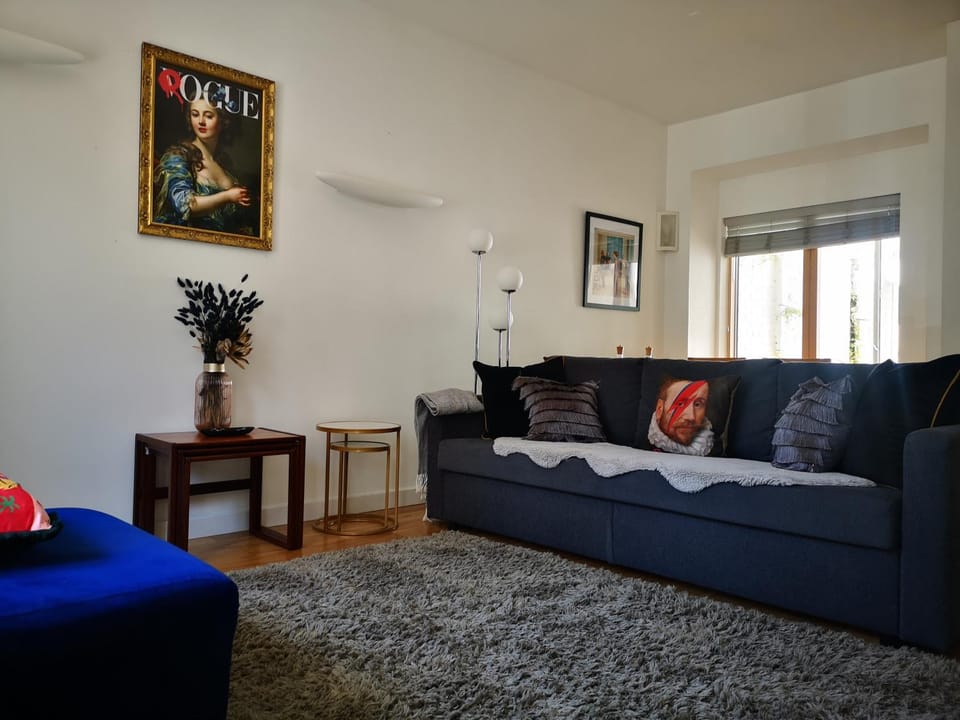 Beautiful central townhouse w/ parking for 2 cars House in Hove