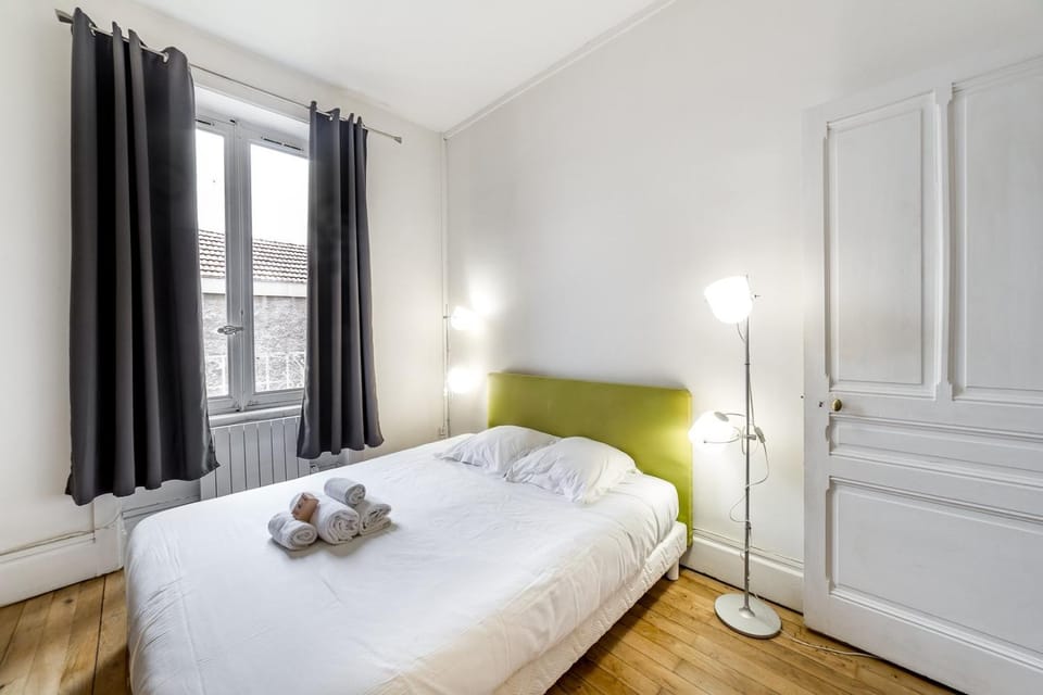 All in Lyon | Charme quartier Montchat Apartment in Vaulx-en-Velin
