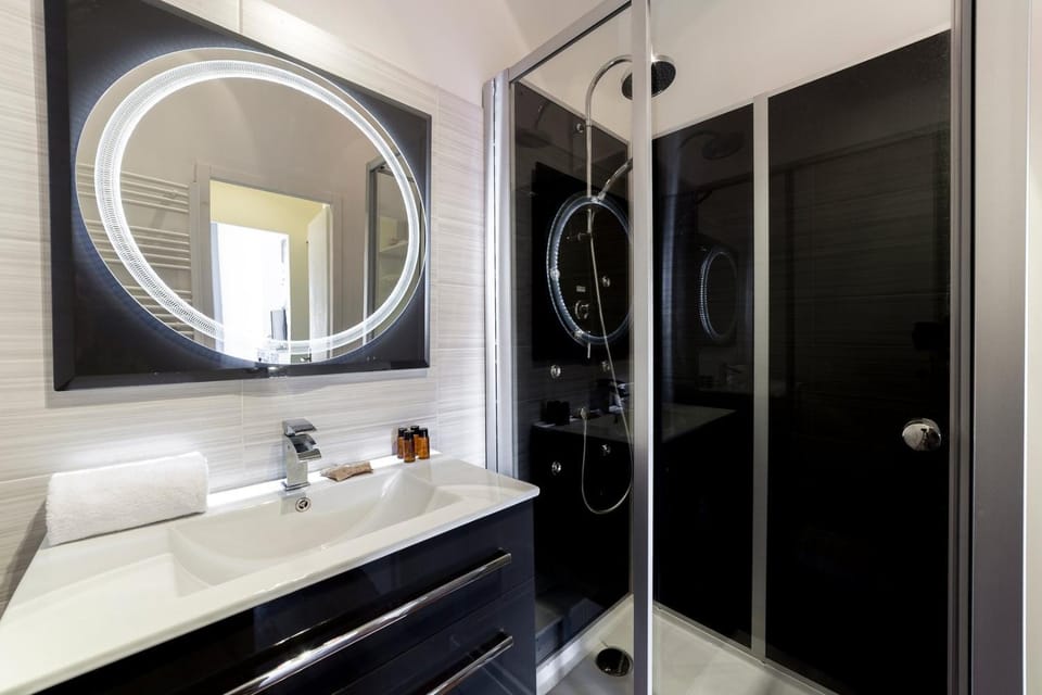 All in Lyon | Charme quartier Montchat Apartment in Vaulx-en-Velin