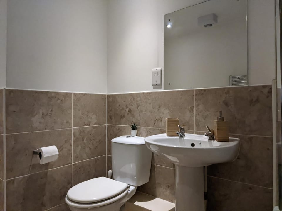 Toilet, Bathroom