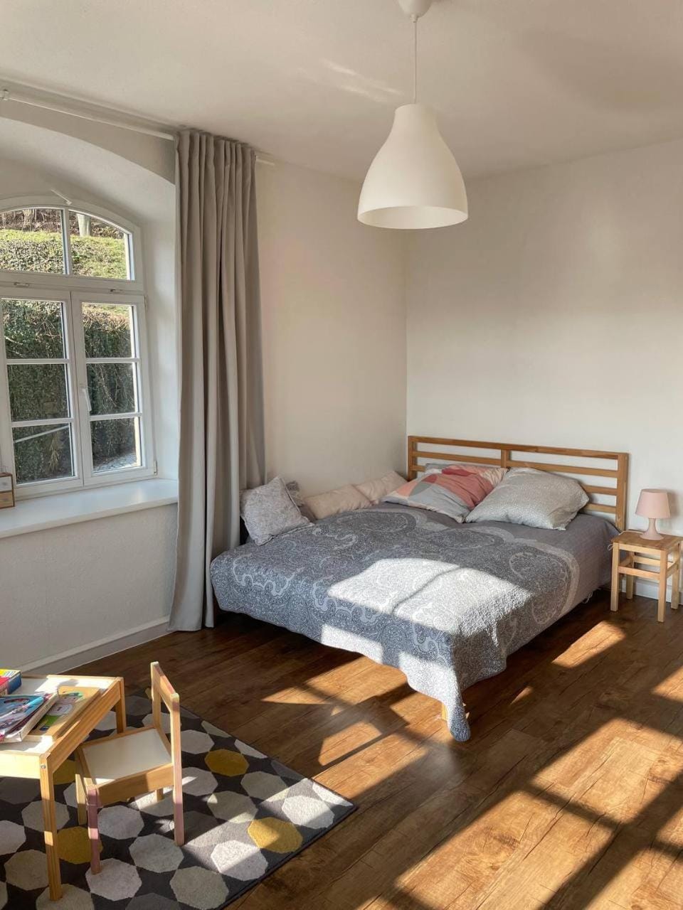 Bedroom, children