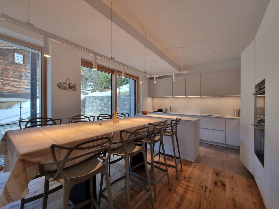 Riverside 1st Floor South Apartment in Saas-Fee