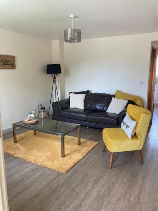 Delightful 2 bedroom house between Bristol & Bath House in Bristol