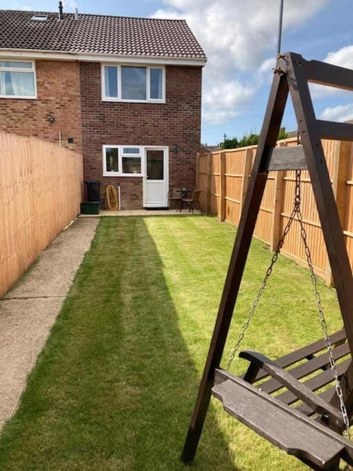 Delightful 2 bedroom house between Bristol & Bath House in Bristol