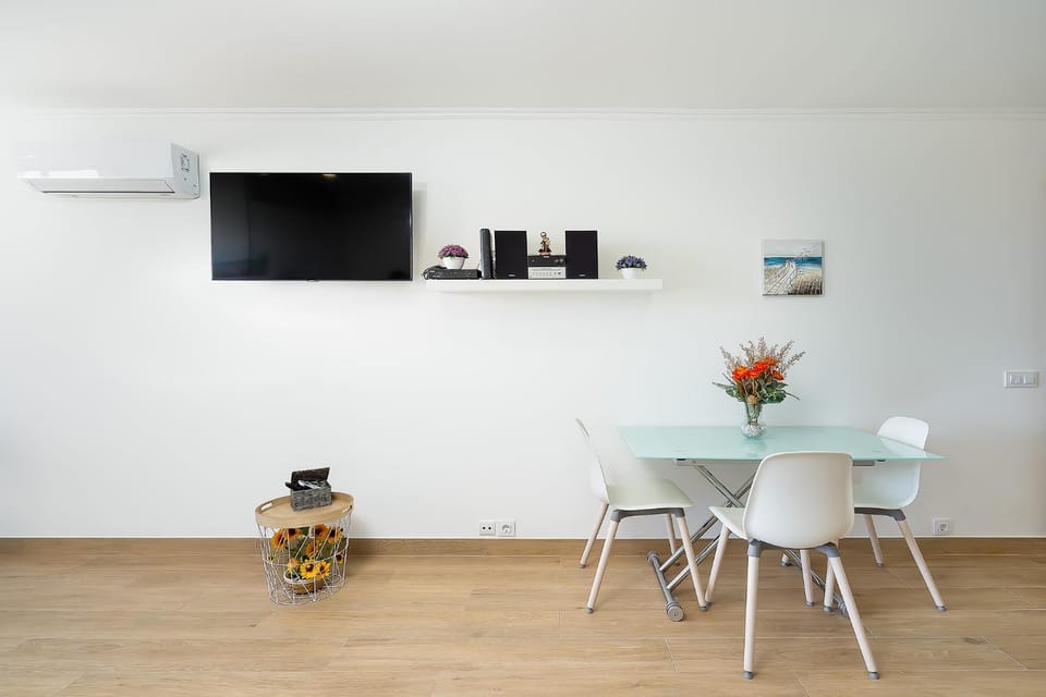 Apartamento Algarve, located center of Vilamoura Apartment in Quarteira