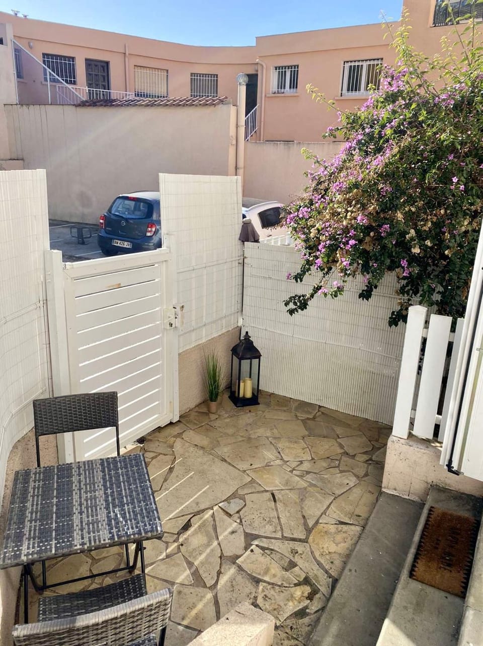 Patio, Day