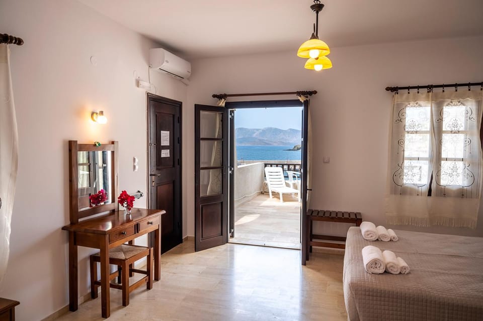 Balcony/Terrace, Bedroom, Sea view, air conditioner