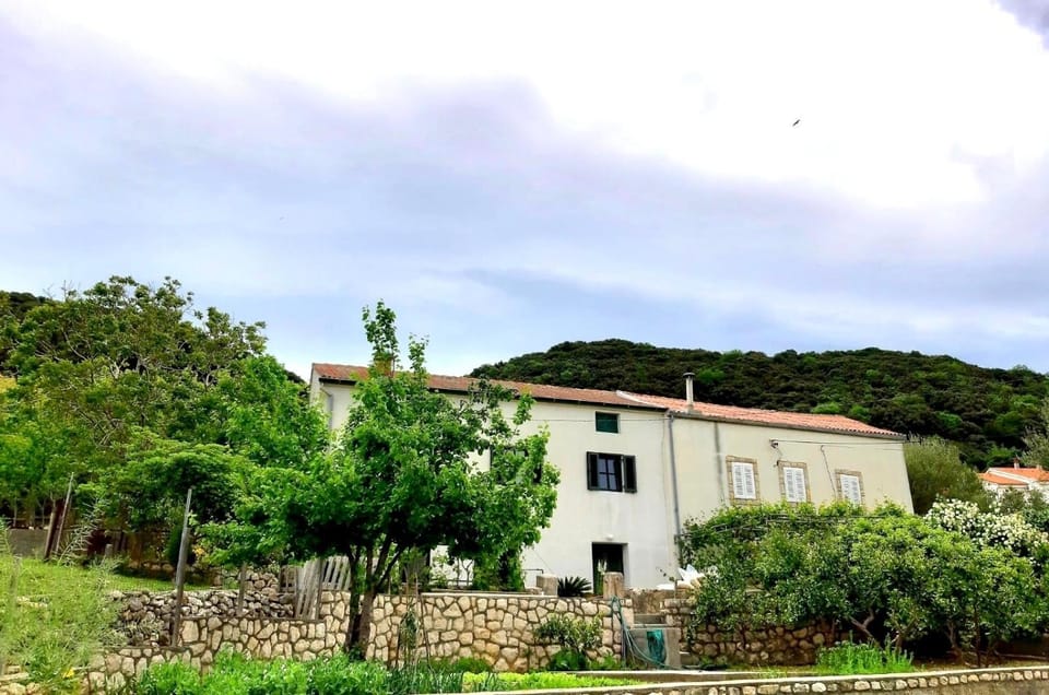 Casa Vecchia Viskic House in Supetarska Draga