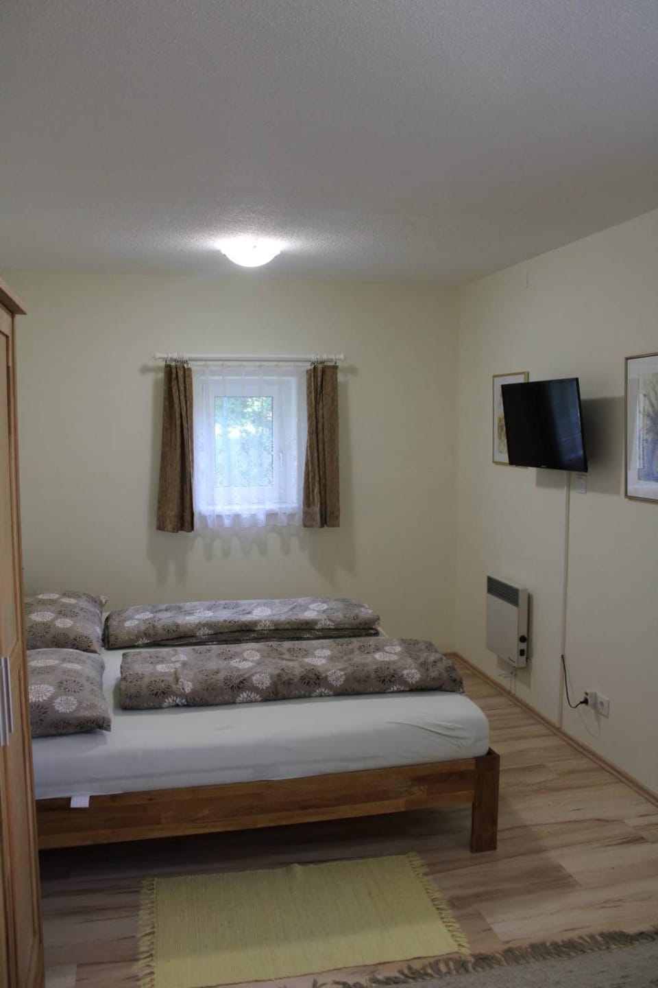 TV and multimedia, Bedroom