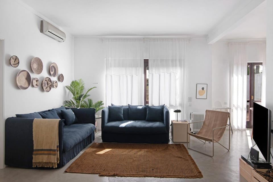 Property building, Living room