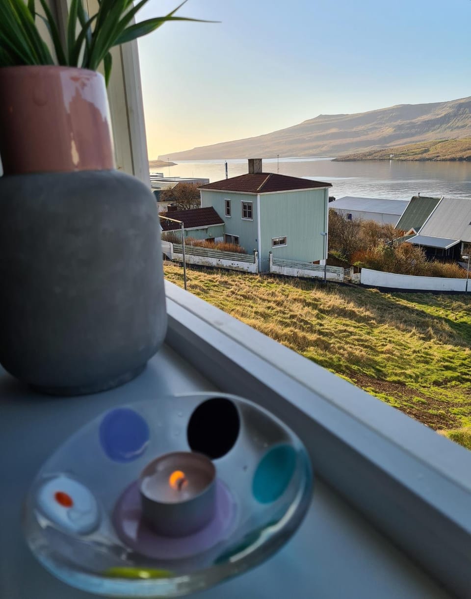 Natural landscape, View (from property/room), Mountain view, Sea view, Sunrise