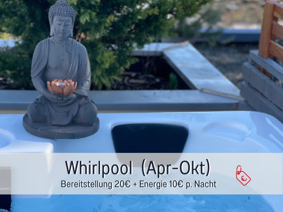 SONNENTERRASSE - 3 Schlafzimmer, Whirlpool & Alpenblick - Perfekt für Romantik oder Familienurlaub mit Kind , Hund willkommen by FerienWohnenAmSee - Apartment in Überlingen