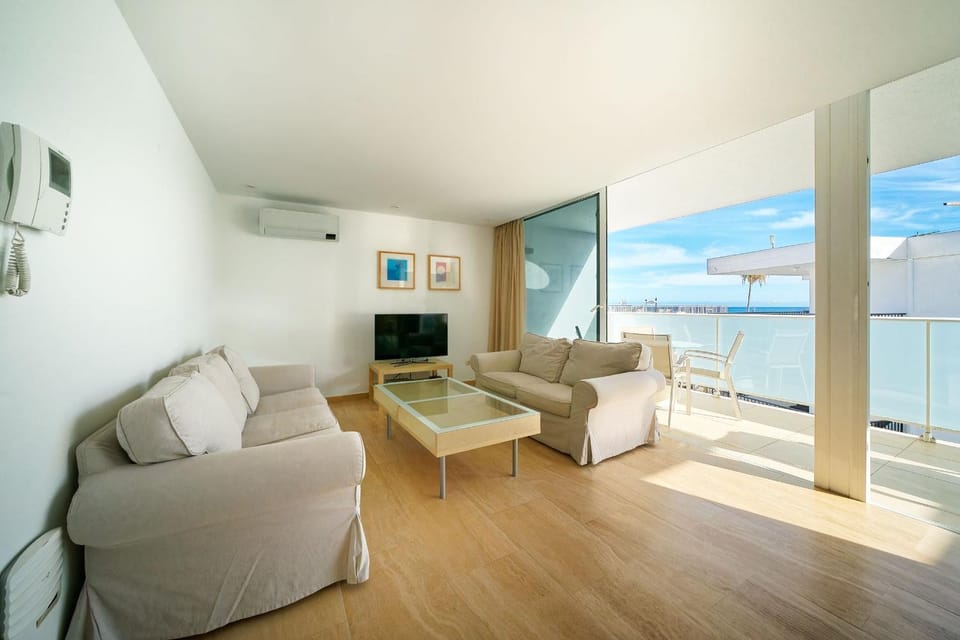 Balcony/Terrace, Living room