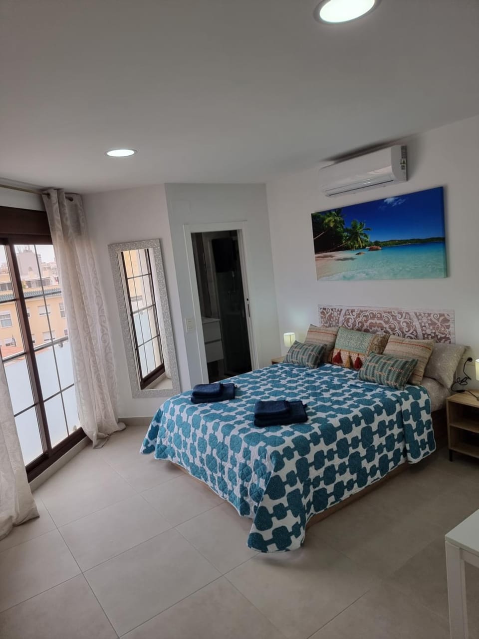 APARTAMENTOS ELEMAR free luggage storage Apartment in Malaga