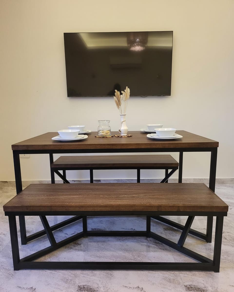 TV and multimedia, Dining area