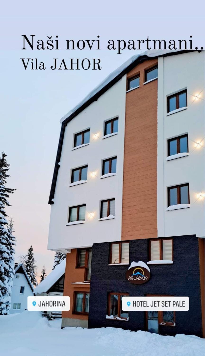 Property building, Day, Winter