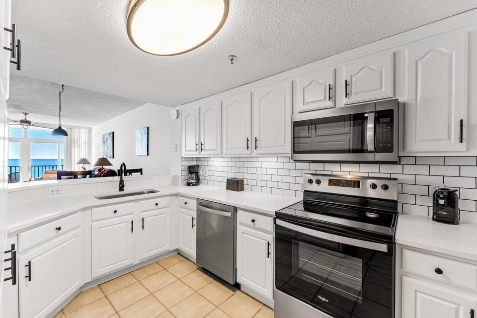 Jade East Towers 0430 by Newman-Dailey Apartment in Destin