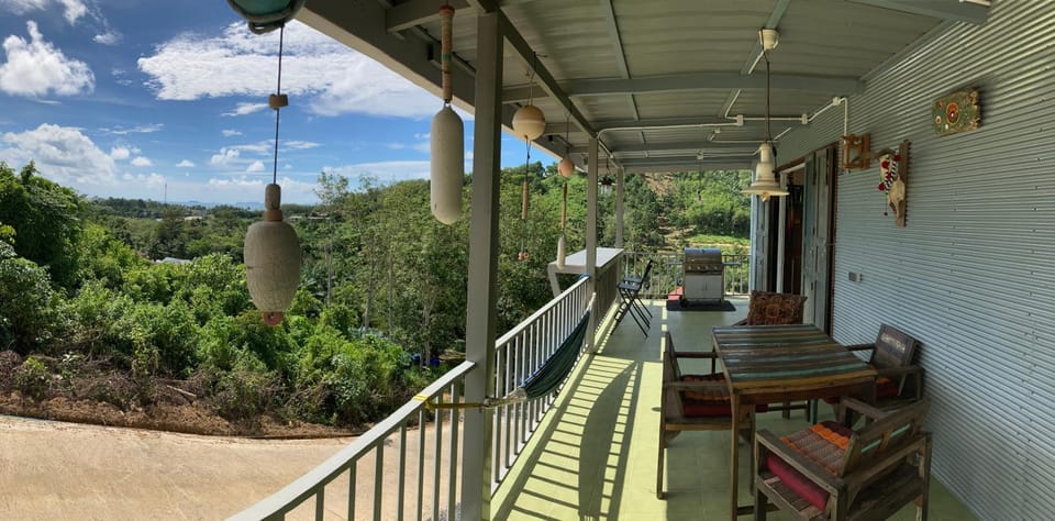 BBQ facilities, View (from property/room), Balcony/Terrace, Dining area