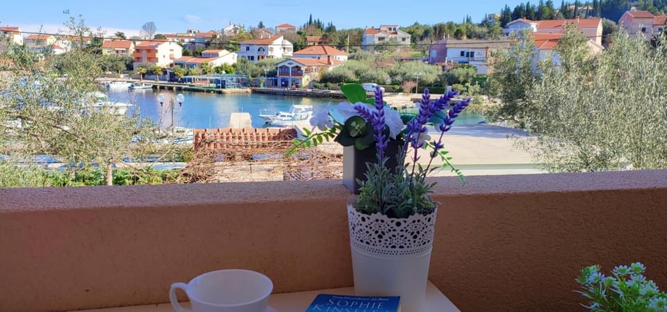Spring, Day, Balcony/Terrace, City view