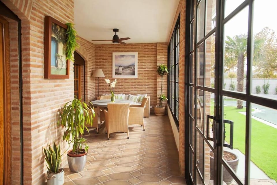 Patio, Balcony/Terrace