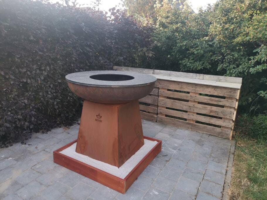 BBQ facilities, BBQ facilities, Garden