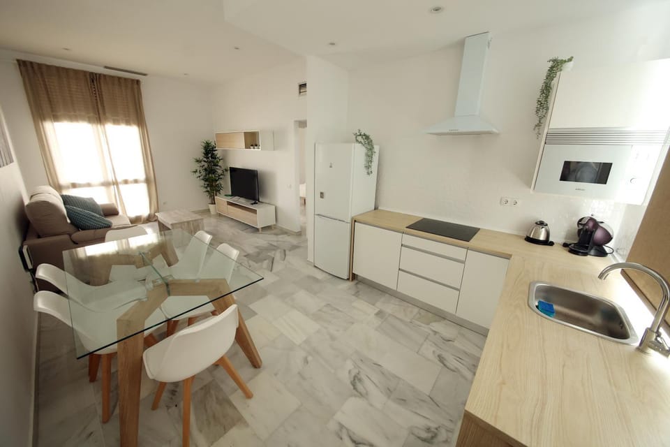 Allo Apartments Larga Hideaway Parking Centro 2 Habitaciones Apartment in Jerez de la Frontera