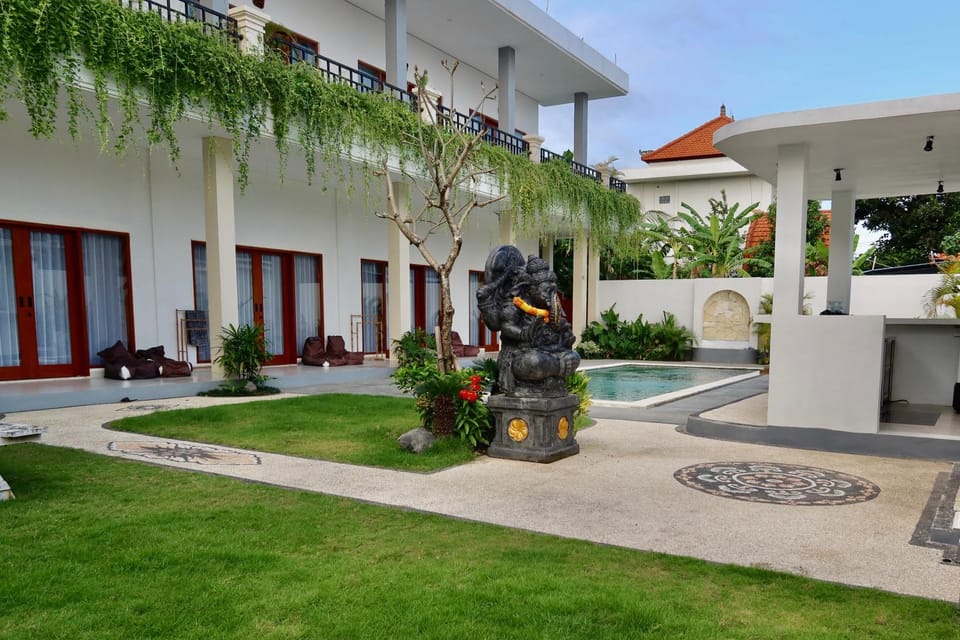 Garden, Swimming pool