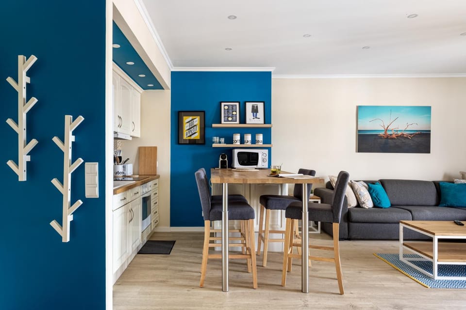TV and multimedia, Living room, Dining area