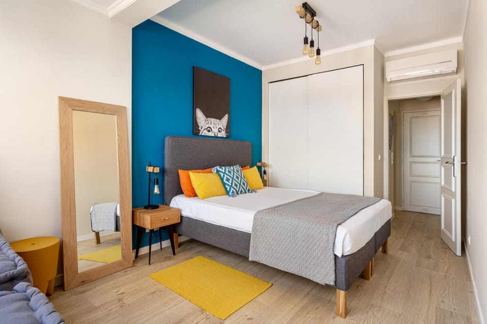Bed, Bedroom