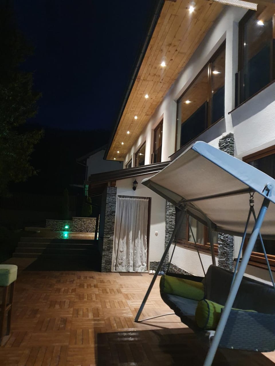 Property building, Patio, Balcony/Terrace, Seating area