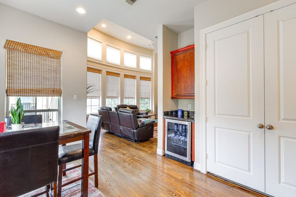 Dtwn Houston Home Near Stadiums: WFH Friendly! House in Harris County