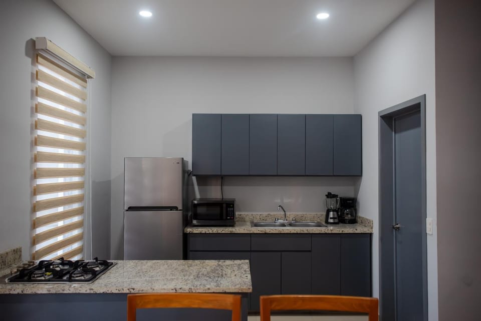 2br/2ba Condo 1 block to ocean! - Unit 3 Apartment in Mazatlan