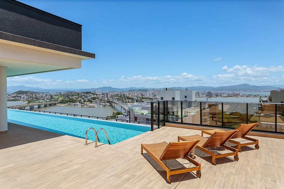 Rooftop Pool with Sea View | Foodhall | WI-FI 200MB #TopTower Apartment in Florianopolis