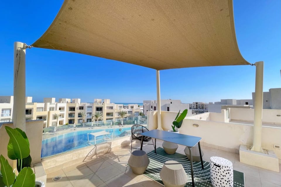 Day, View (from property/room), Balcony/Terrace, Swimming pool