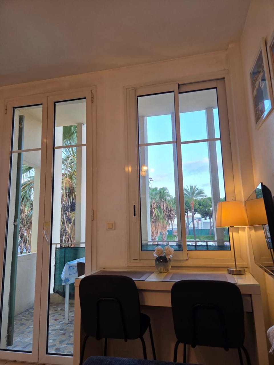 Nice & Les Cypres Apartment in Nice
